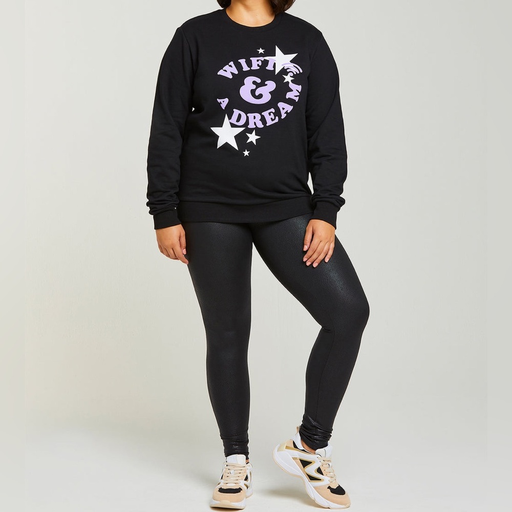 Monat Graphic Sweater Women’s XL Black Graphics WiFi and a Dream